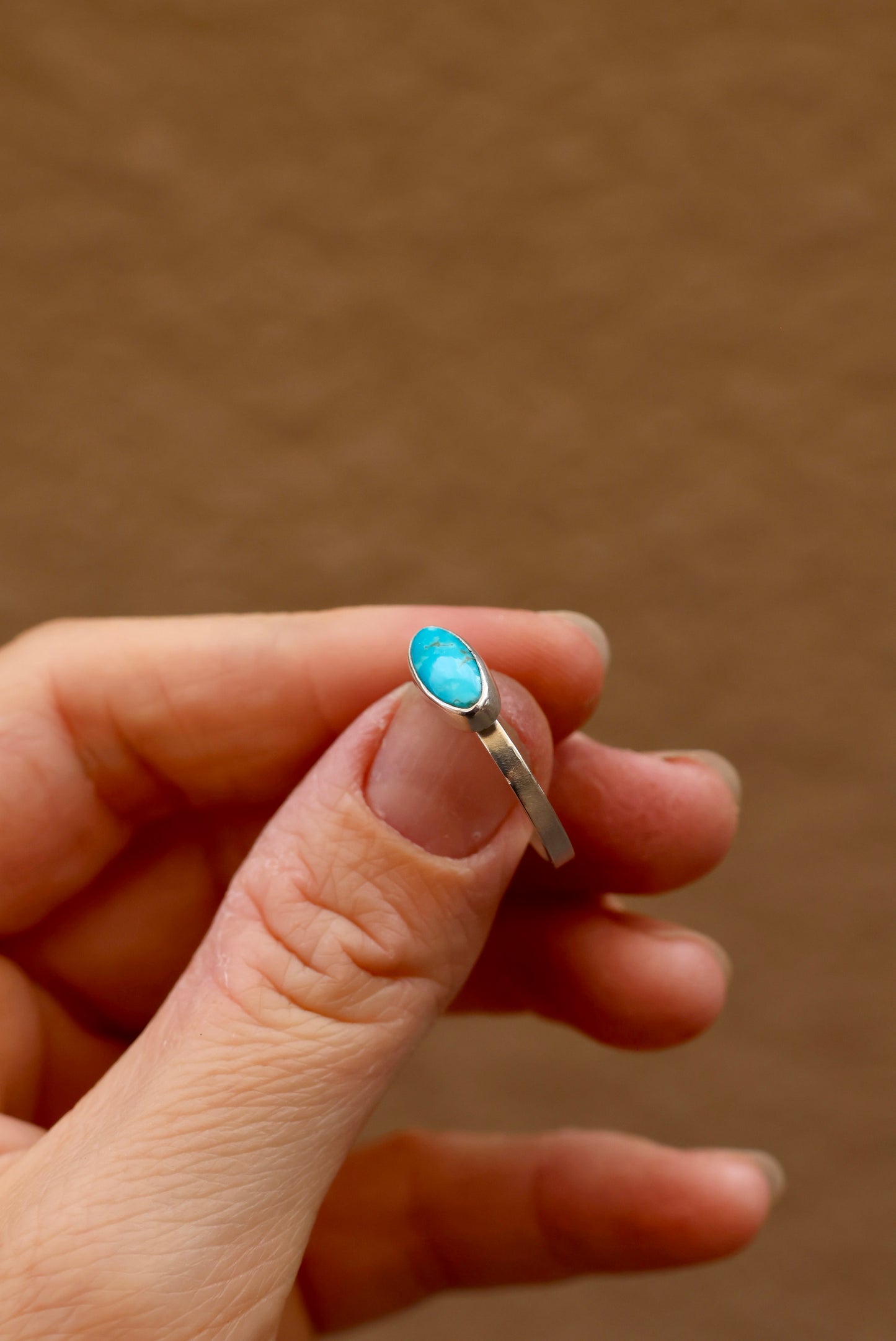 Horizontally Set Oval Kingman Turquoise Ring - Size 7