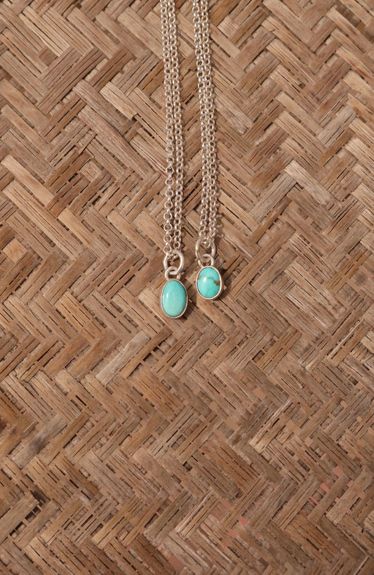 Dainty Kingman Turquoise Necklace