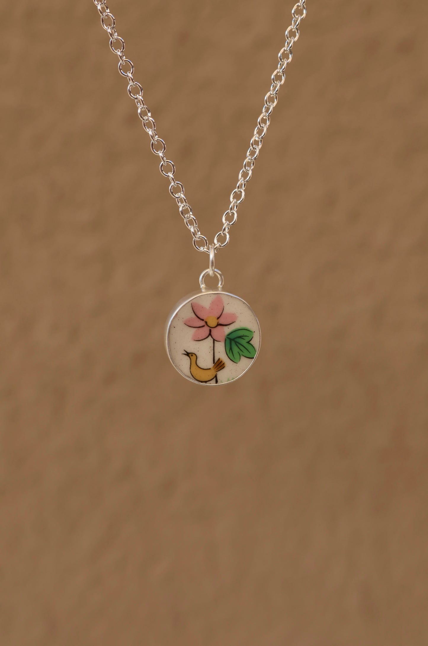 Bird with Flower Necklace (Round)