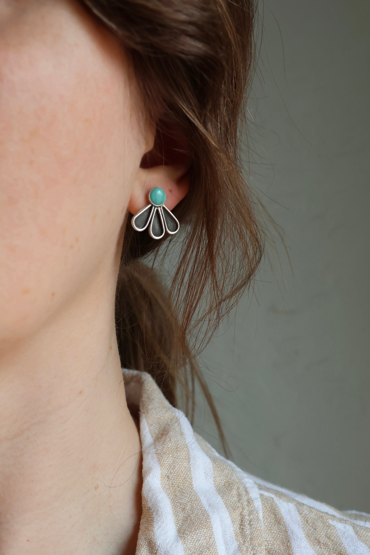 6mm Turquoise Flower Petal Earrings