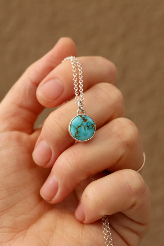 Patagonia Turquoise Necklace - Round Stone